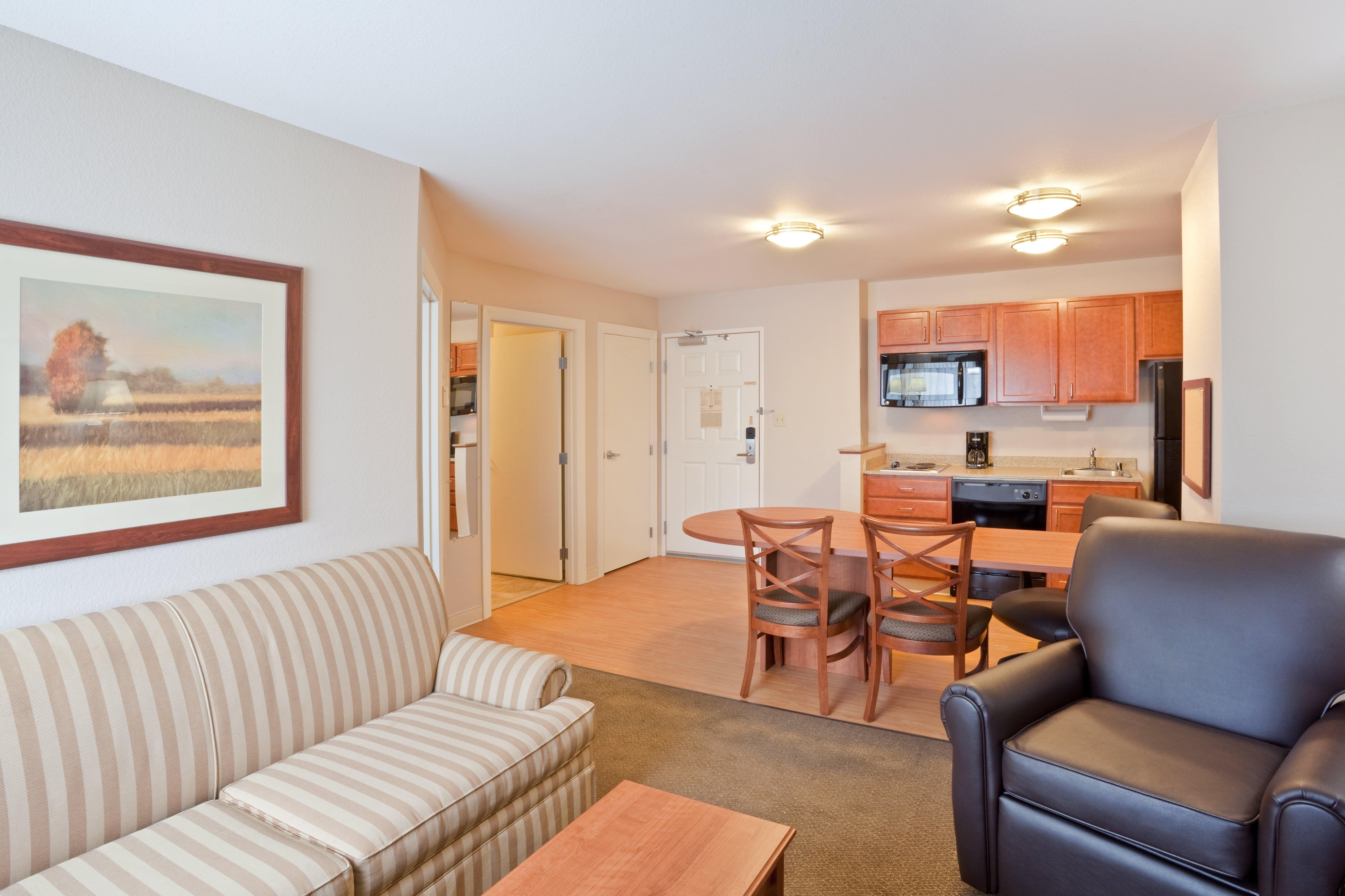 Candlewood Suites Oak Harbor By Ihg Ruang foto