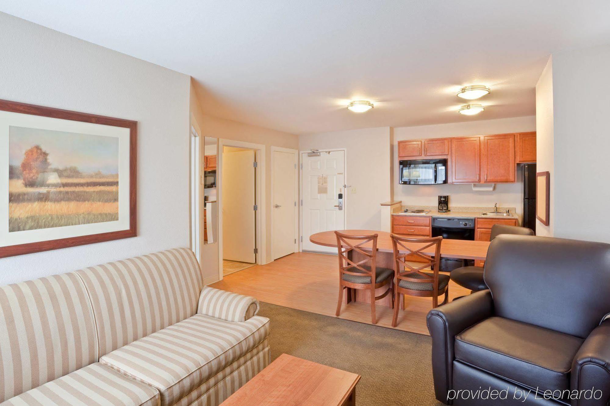 Candlewood Suites Oak Harbor By Ihg Ruang foto